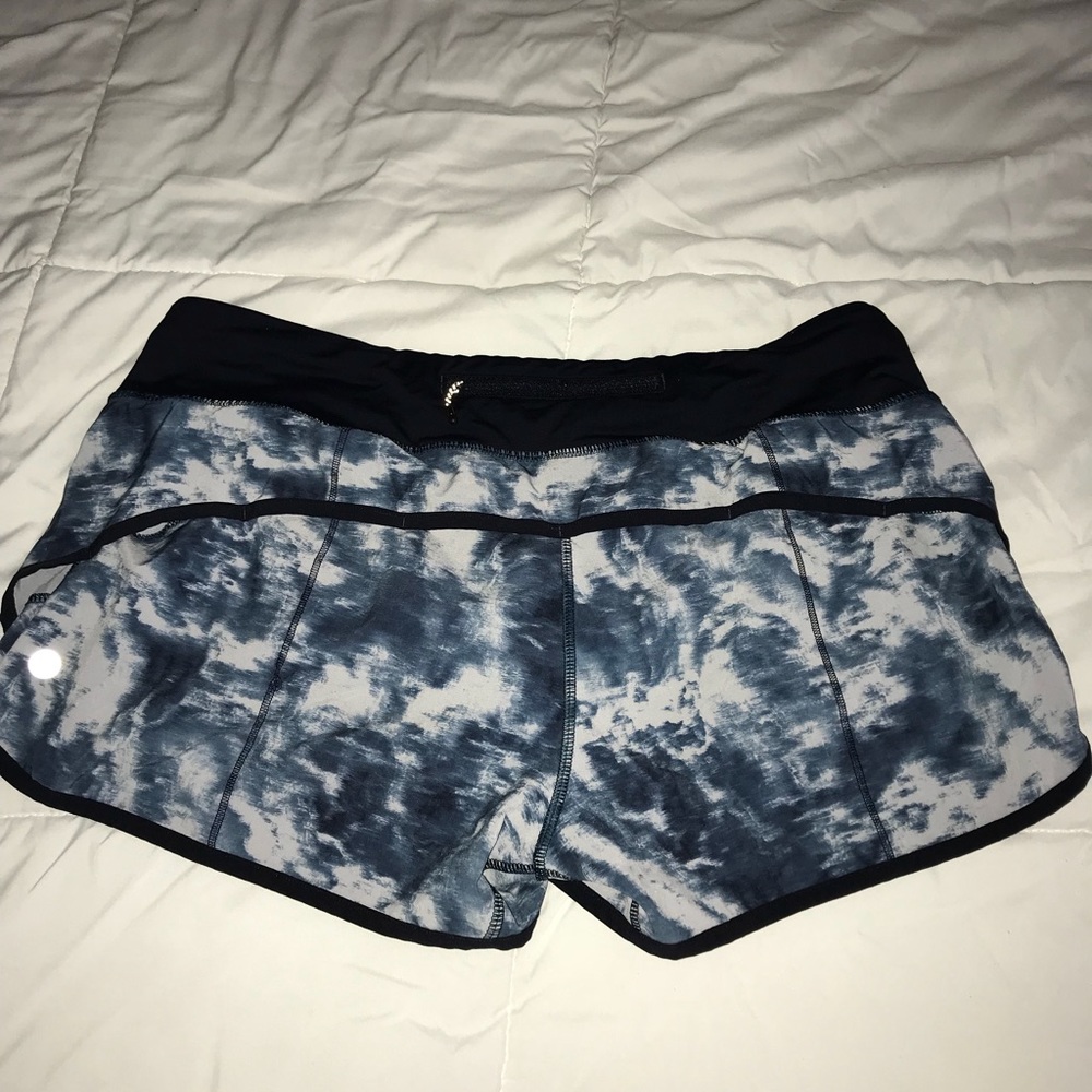 Lululemon speed shorts *2-way stretch
